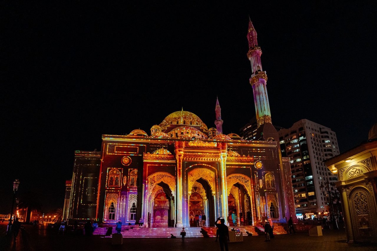Warm gold projection