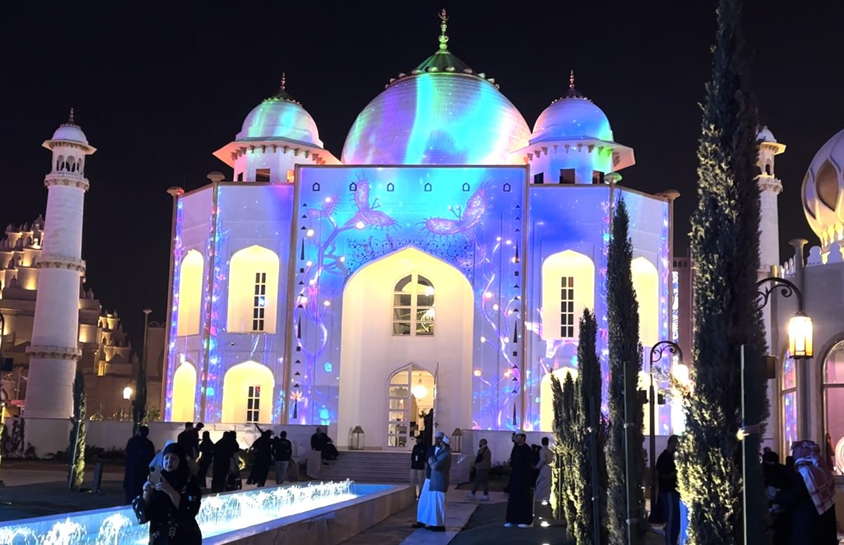 Taj Mahal replica mapped in light